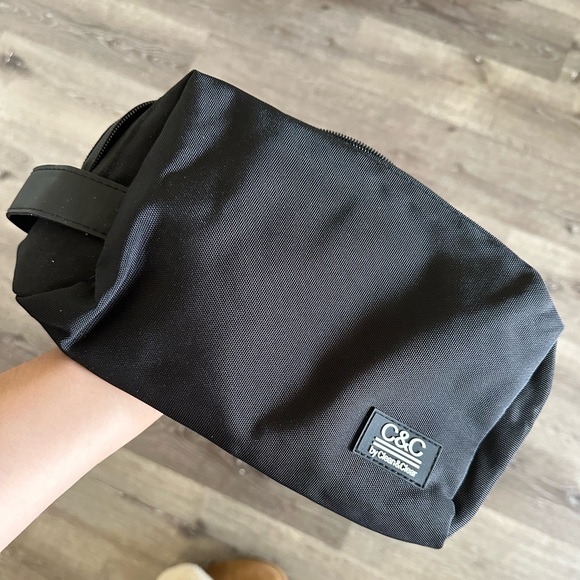 Travel Pouch - Picture 1 of 3